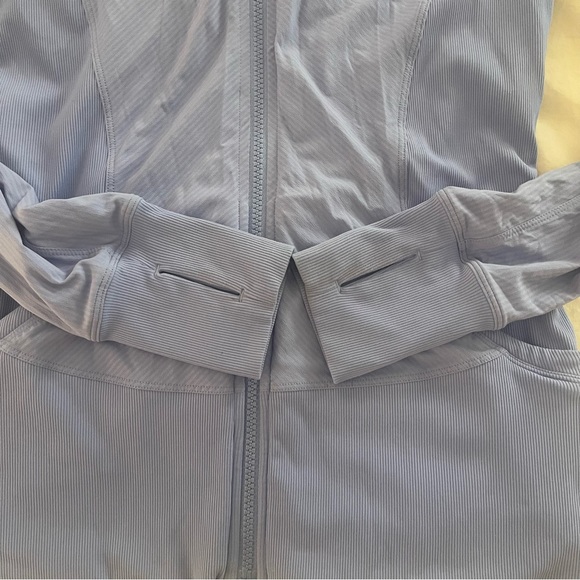 Lululemon In Flux Jacket in Lullaby - Picture 5 of 9